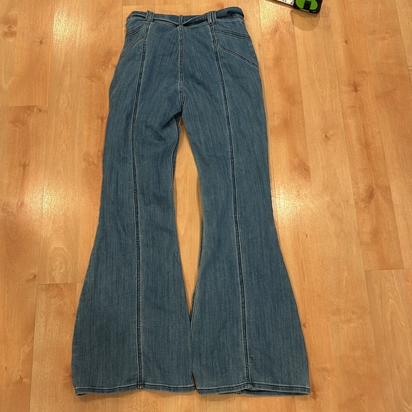 Express women’s Bell Flare Jeans Size OS Super High Rise Tie Waist Stretch Blue - Picture 7 of 8
